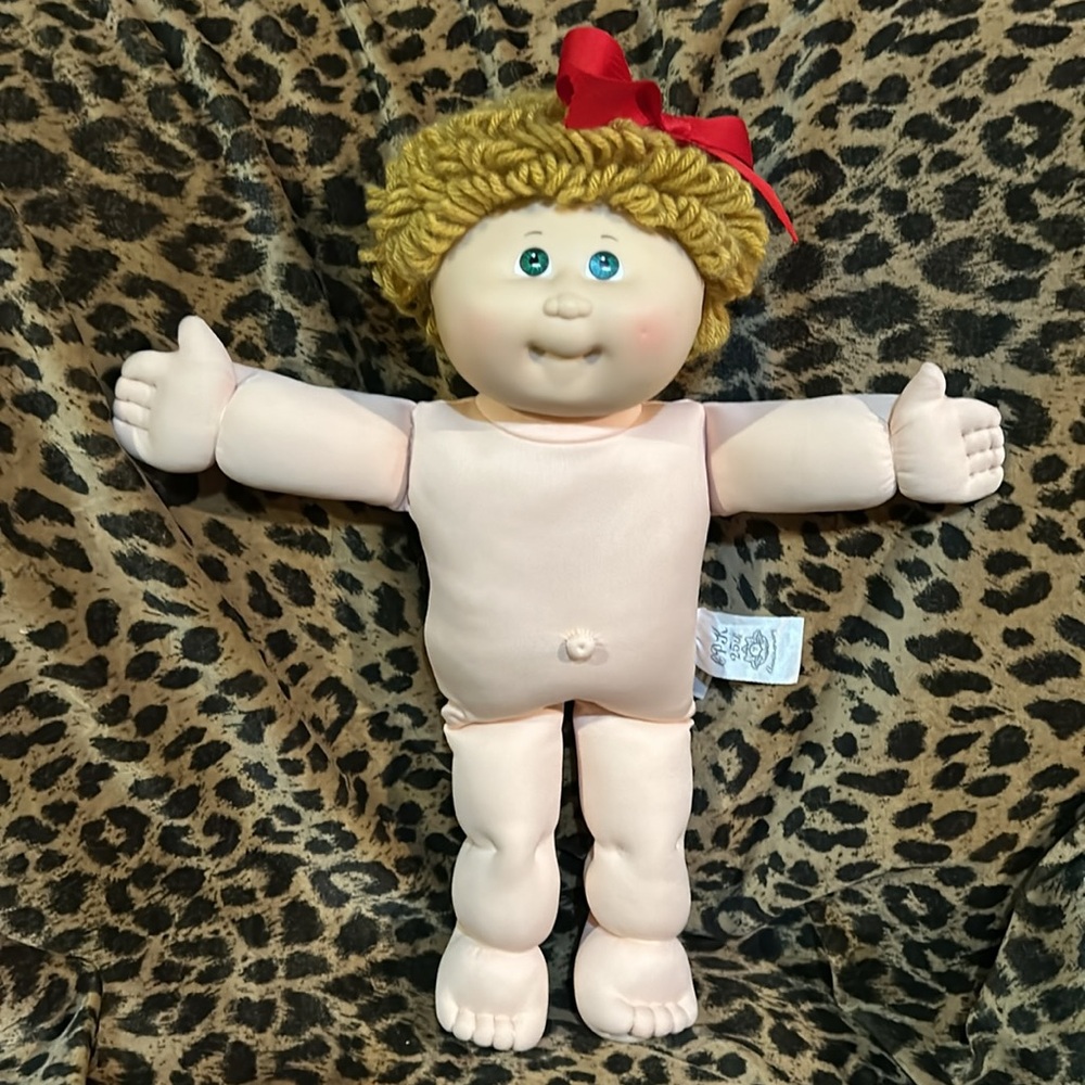 Cabbage Patch Kid - Picture 8 of 10